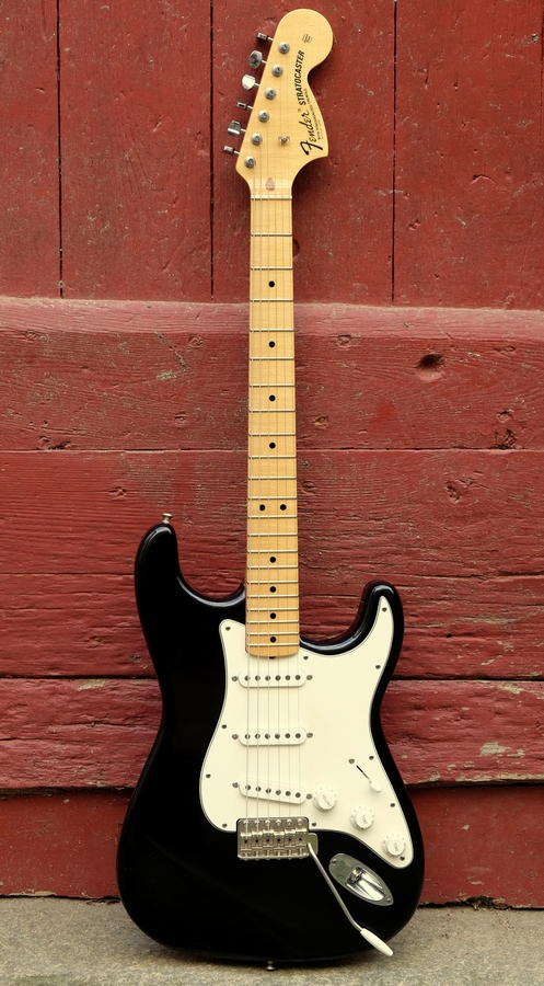 Fender strat stratocaster maple black vintage hendrix 1968 custom